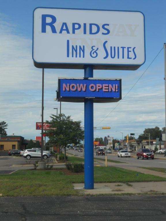 Rapids Inn & Suites Wisconsin Rapids Ngoại thất bức ảnh