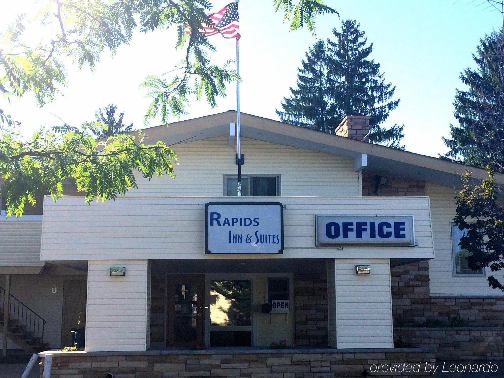 Rapids Inn & Suites Wisconsin Rapids Ngoại thất bức ảnh